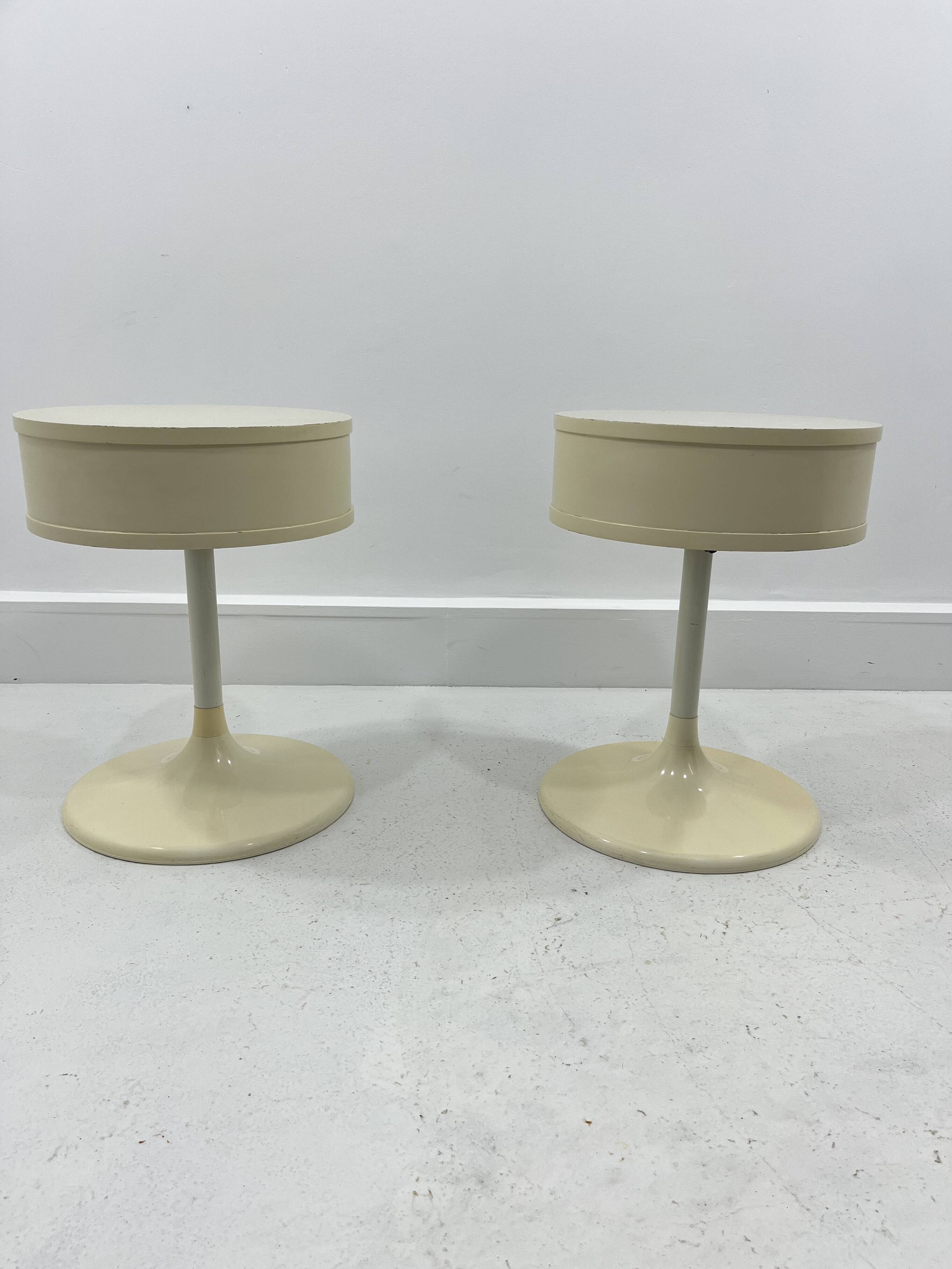 Tables d'appoint Tulipe de l'ère spatiale par Lusch Erzeugnis pour Lusch & Co, années 1970, ensemble de