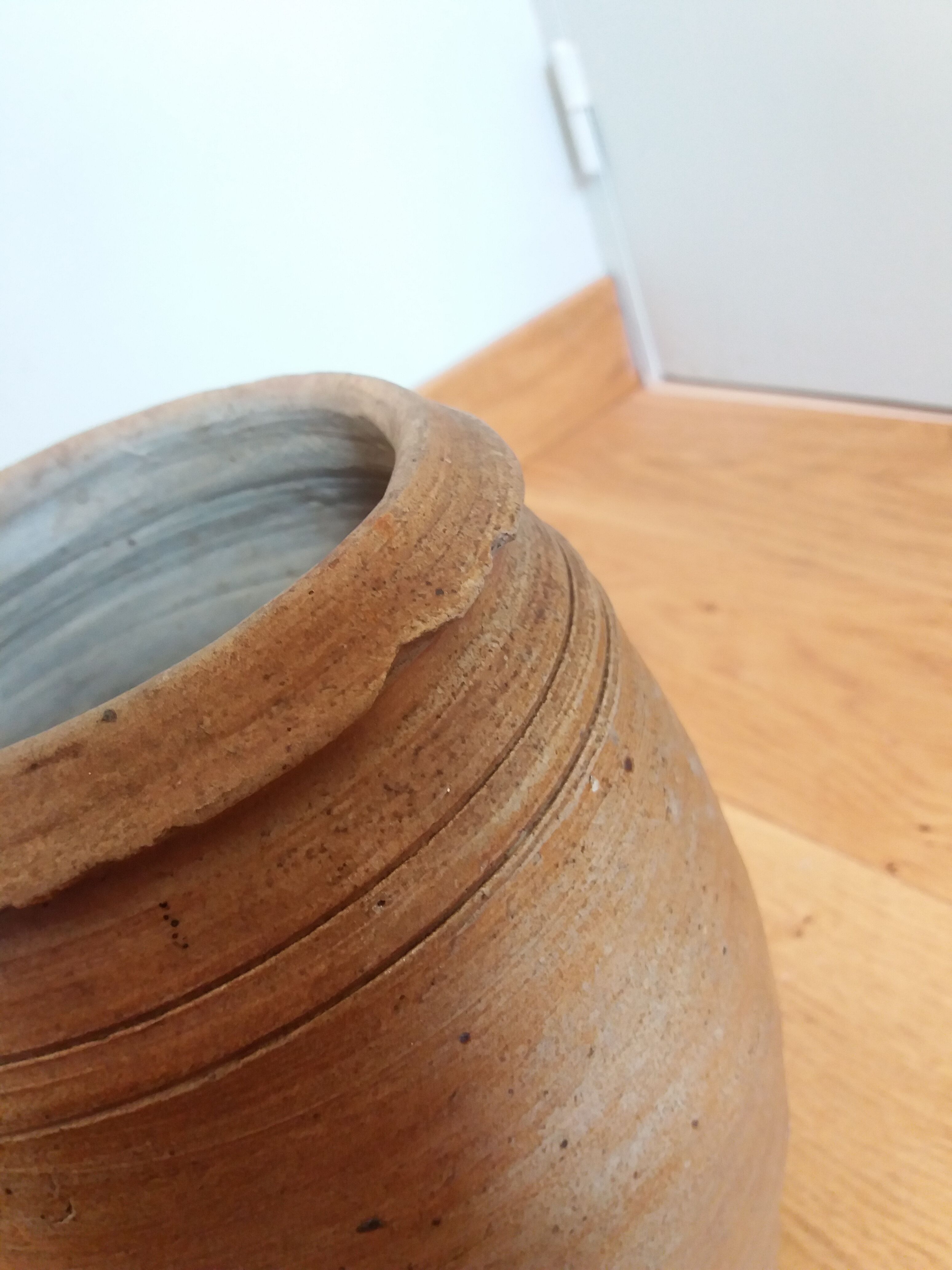 Terracotta stoneware jar