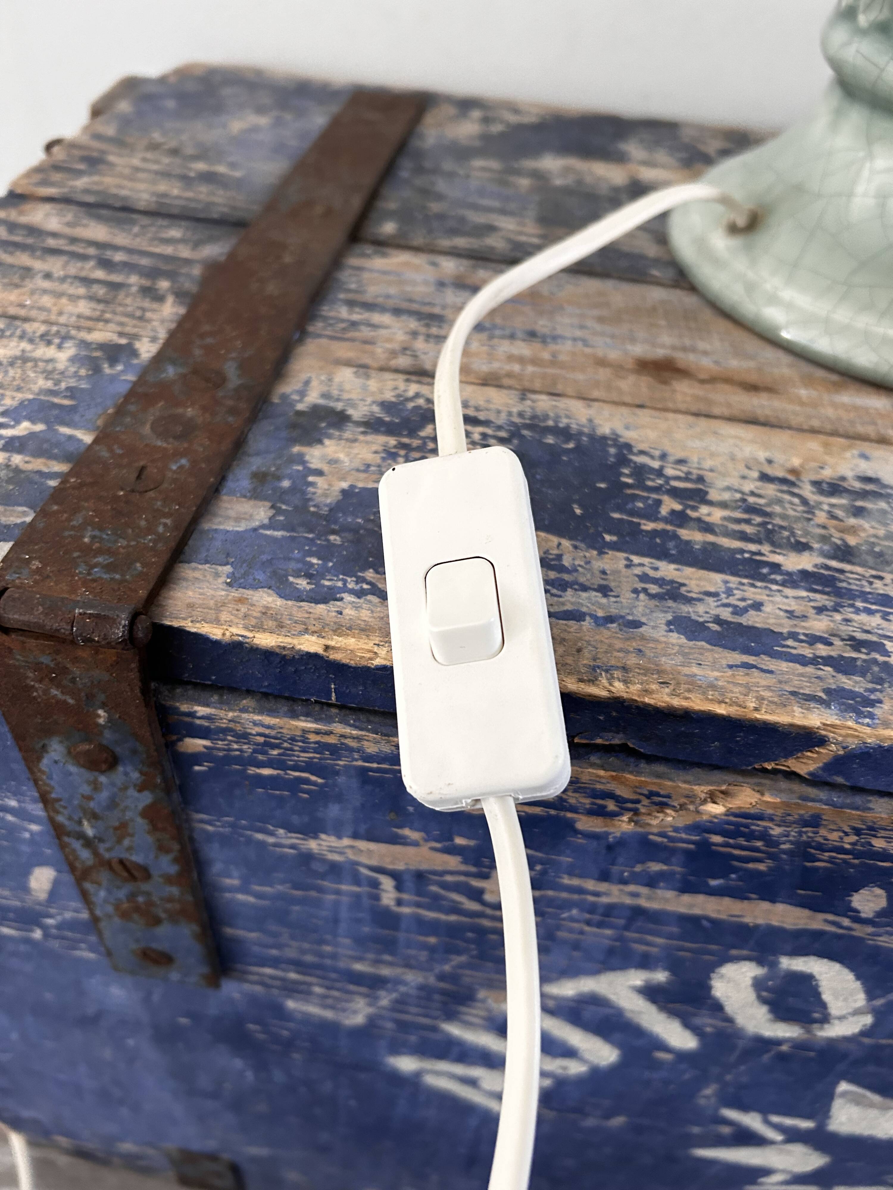 Vintage ceramic table lamp