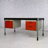 Strafor Executive Office