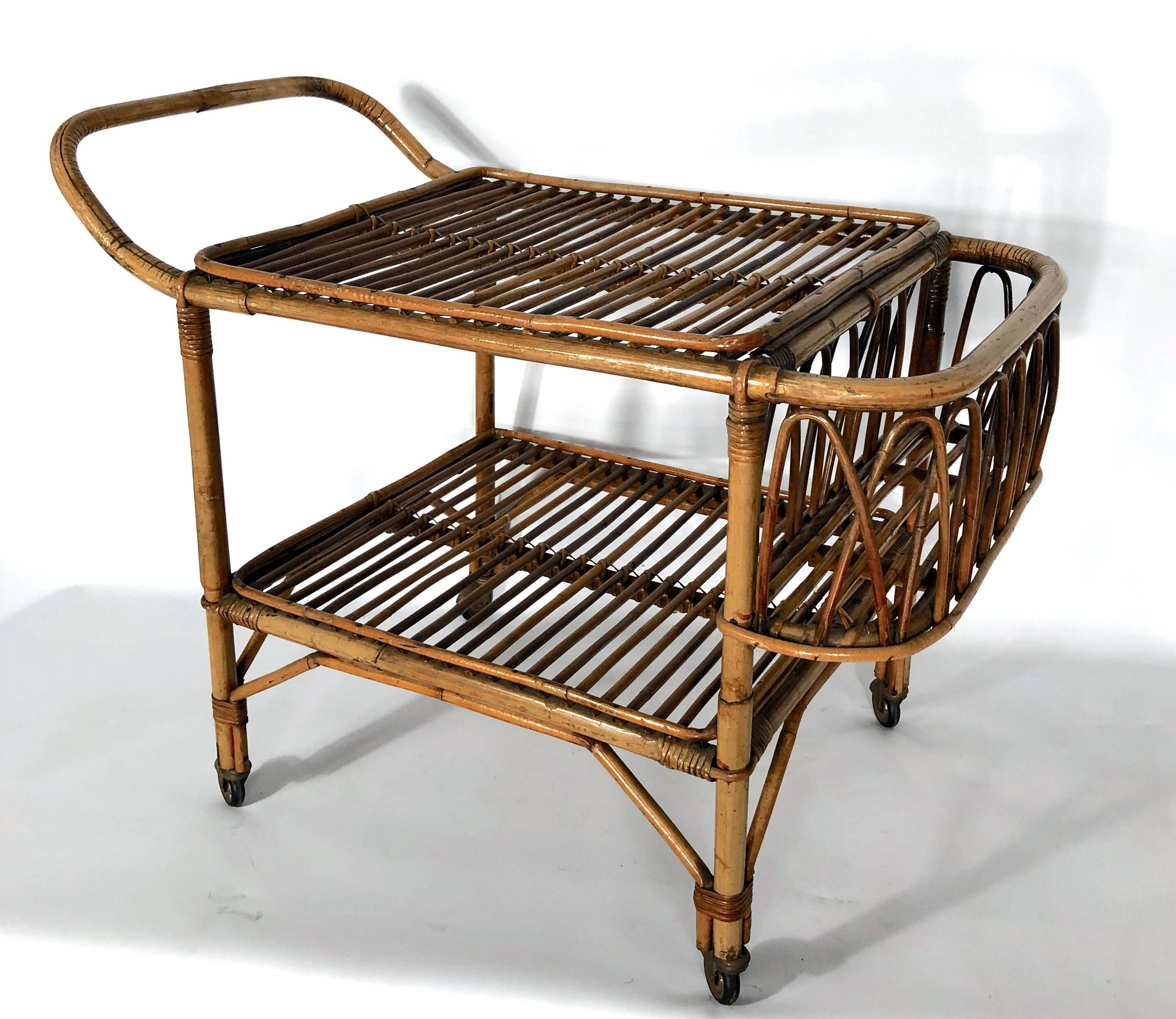 Vintage bamboo bar trolley from 50s. Made in Italy