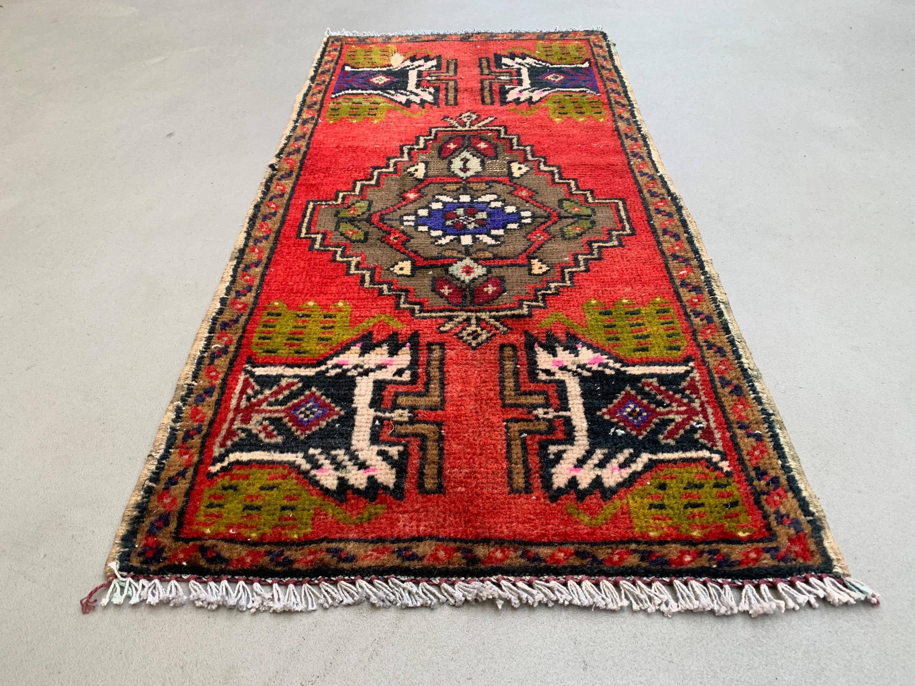 Small Vintage Turkish Rug 101x47 cm, Short Runner, Tribal, Shabby, Mini Carpet