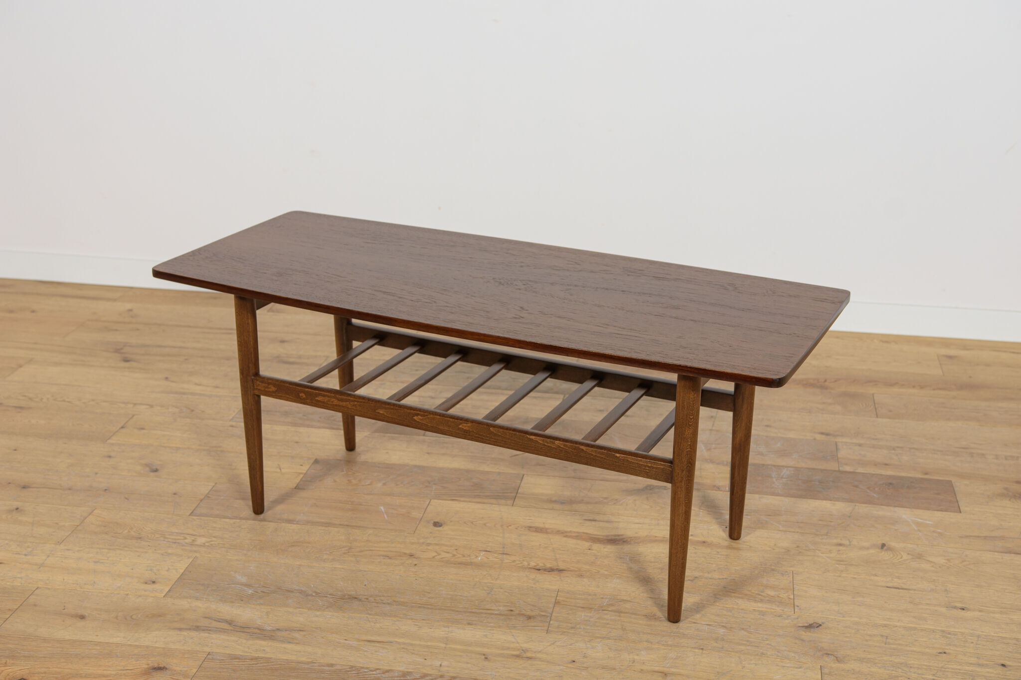 Table basse en teck du milieu du siècle, Danemark, années 1960