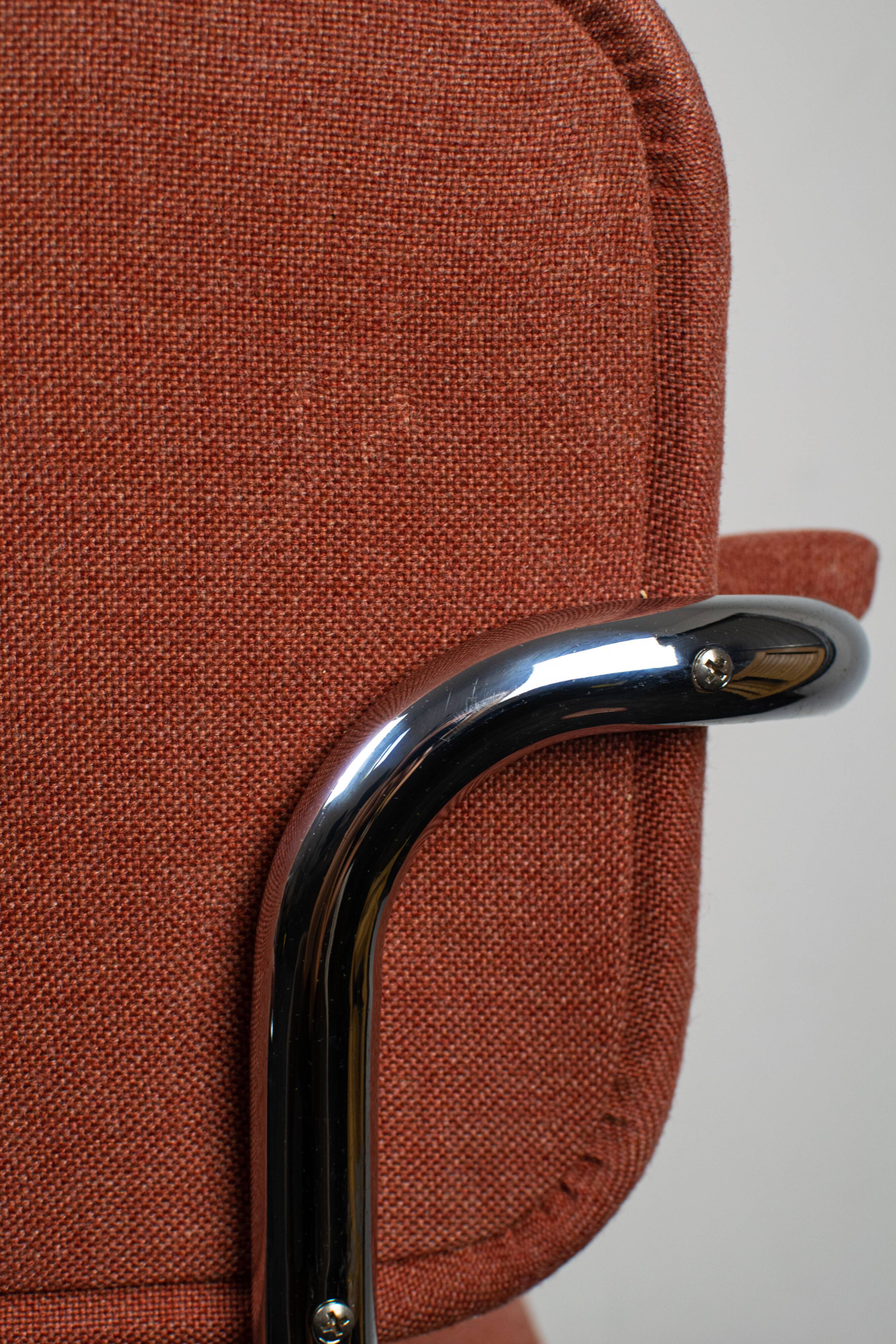 Cesca chair by Marcel Breuer for Knoll