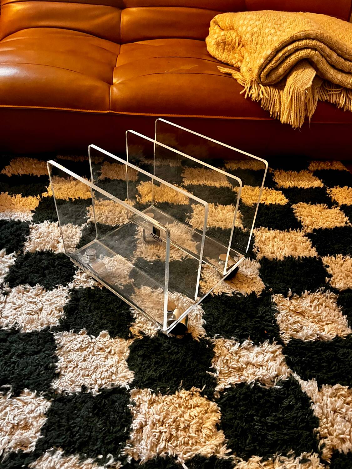 Marais International Plexiglas magazine rack