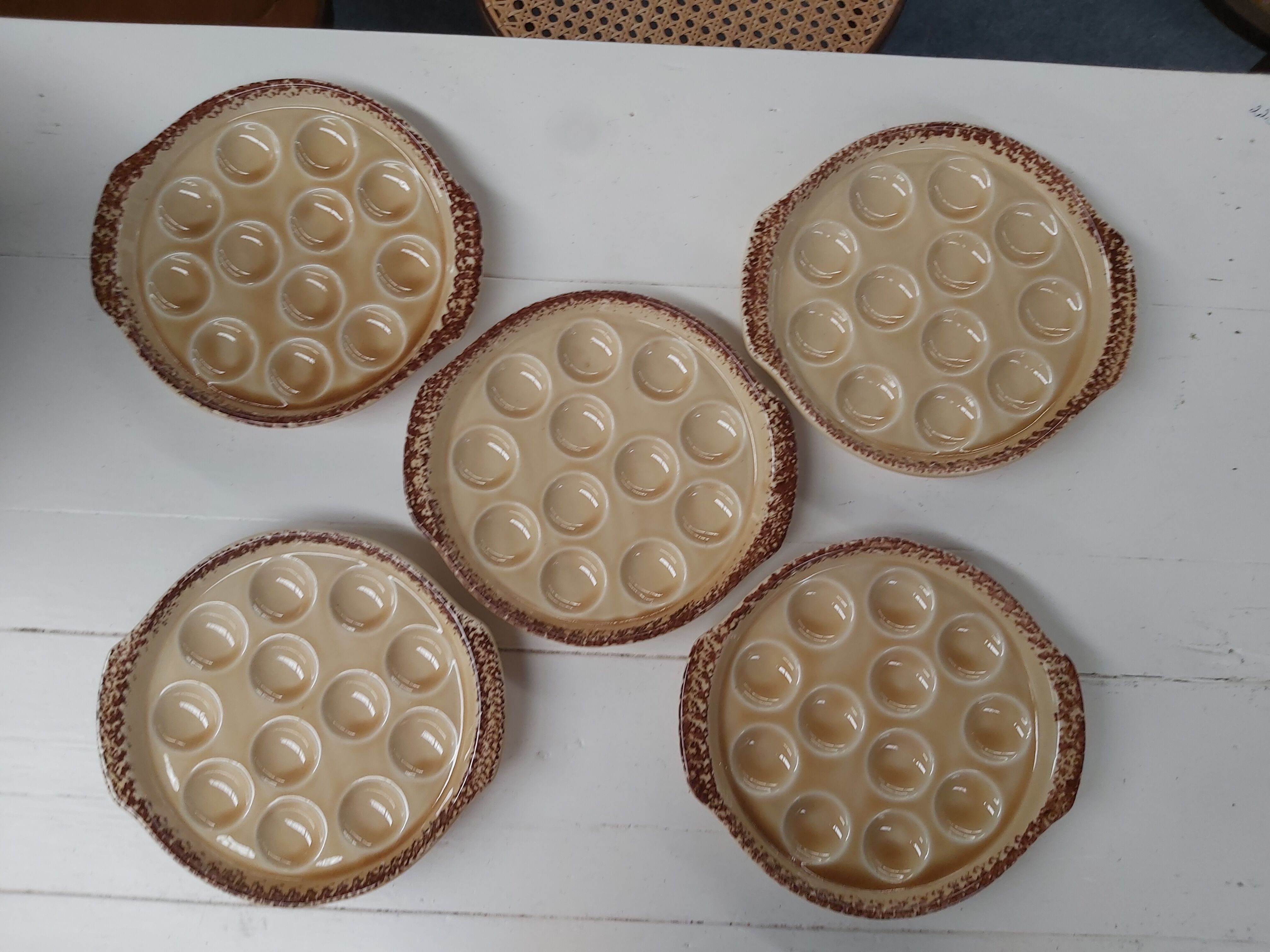5 snail plates in Gien porcelain