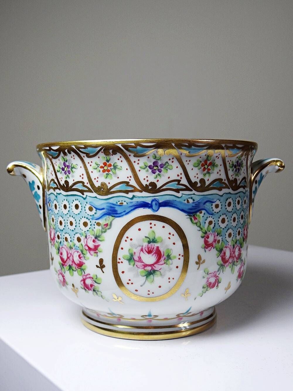 Old Limoges porcelain bowl/pot, hand-painted, M. Carpezat, 1900-1930