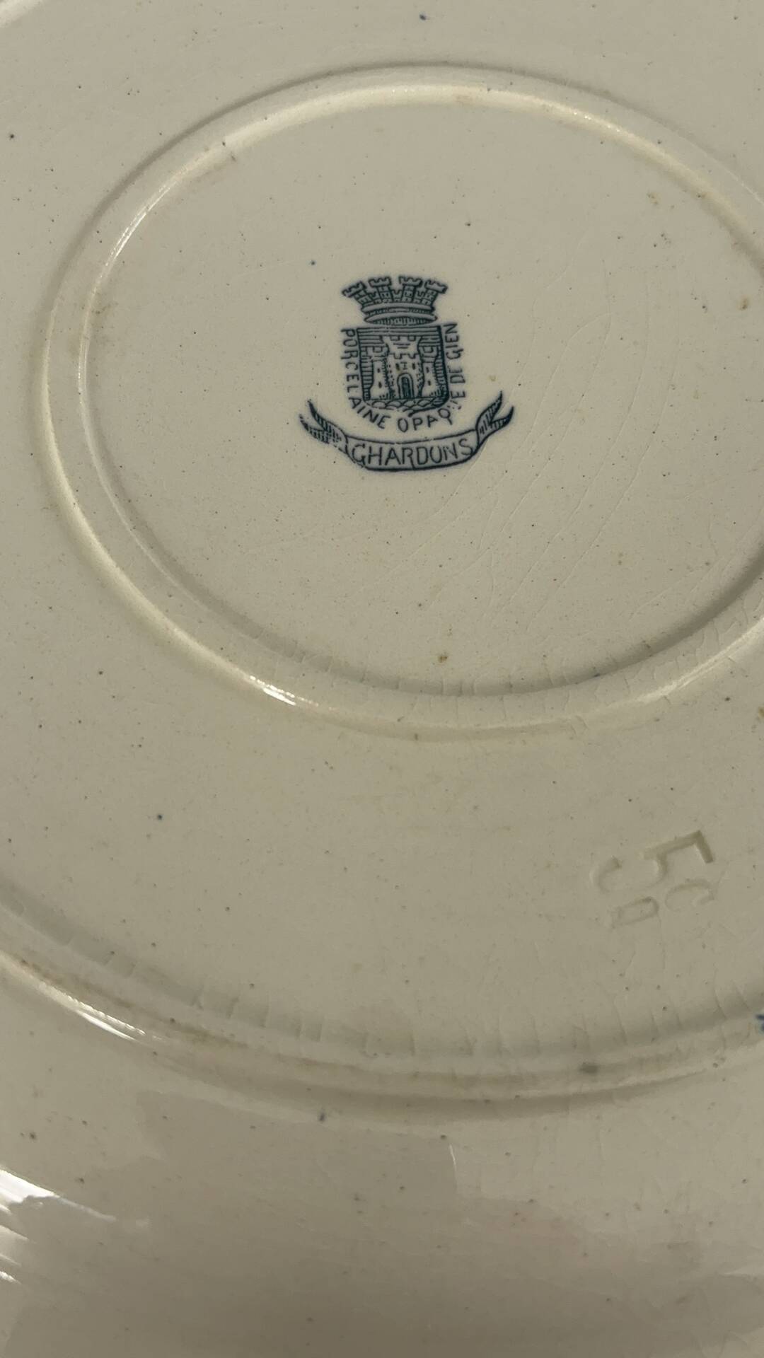 Old round ironstone plate from Gien, Chardons model - serving plate.
