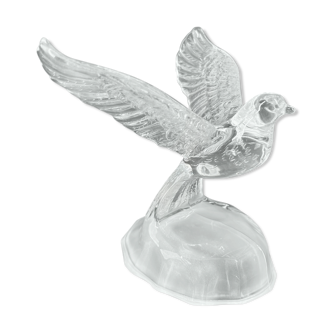 Crystal paperweight "the flight of the bird"