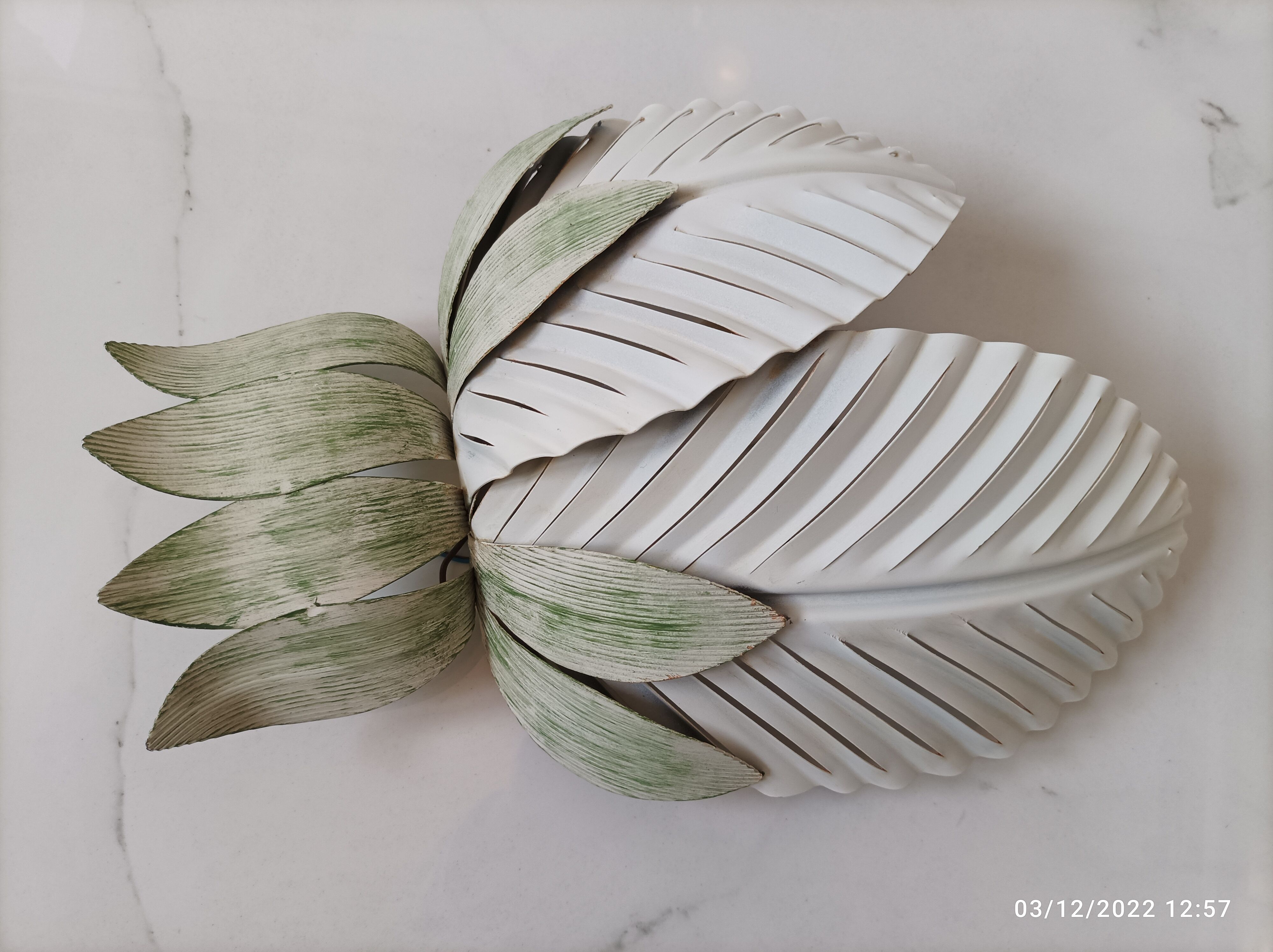 Vintage palm leaf wall lamp