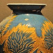 Vase balustre à décor de chardons jaune et bleu