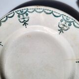 Terre de Fer plate with floral garland