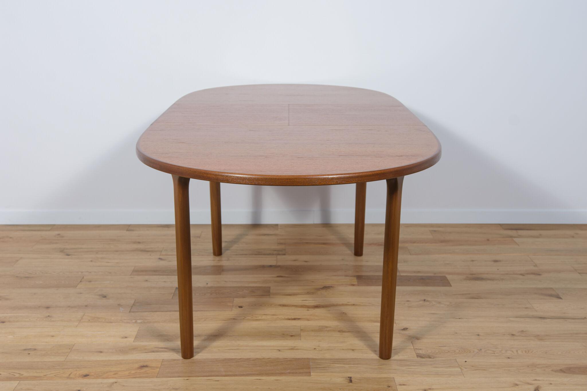 Mid century oval teak extendable dining table from mcintosh, 1960s