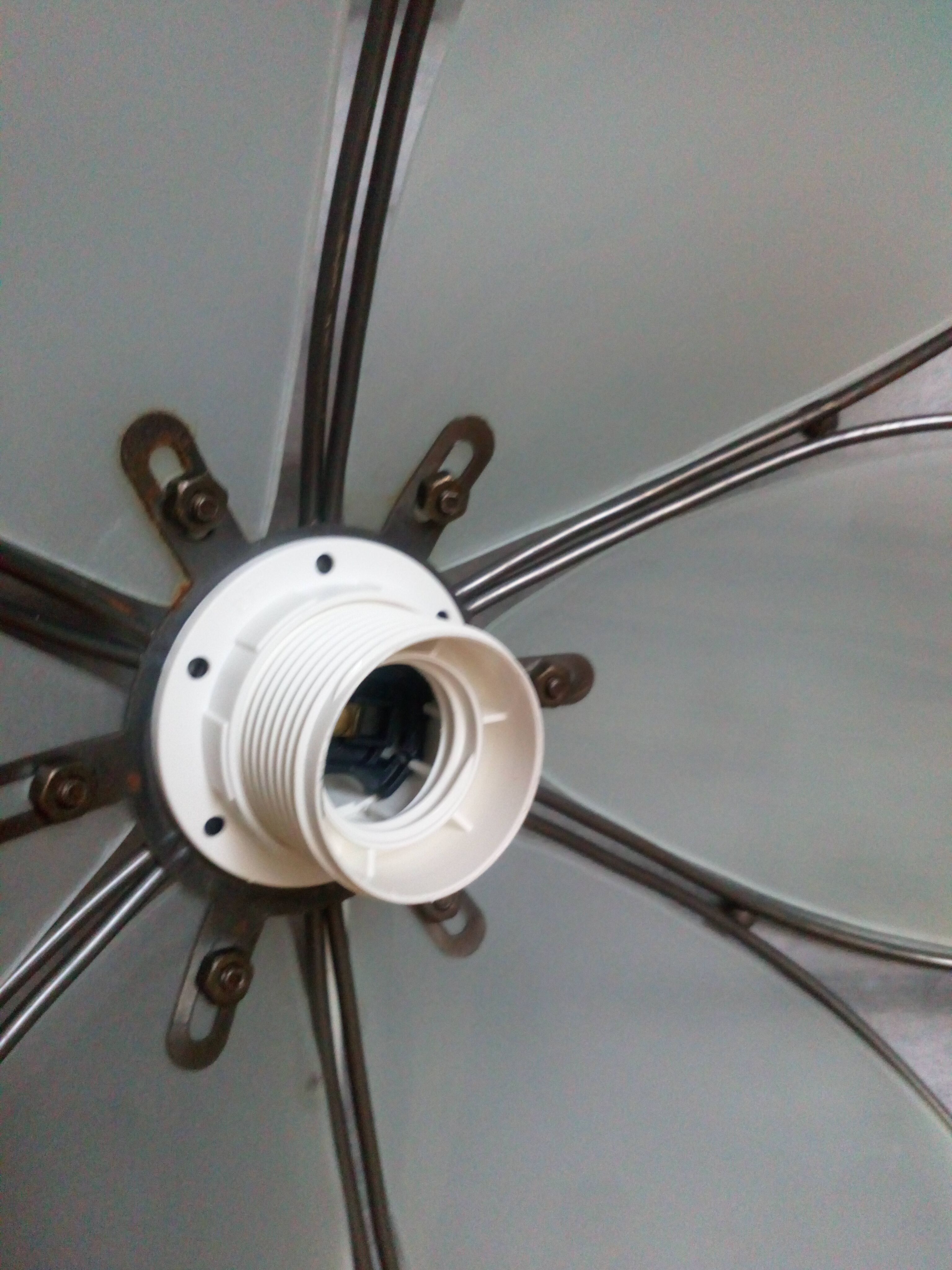 Daisy suspension shortbread glass and vintage brass