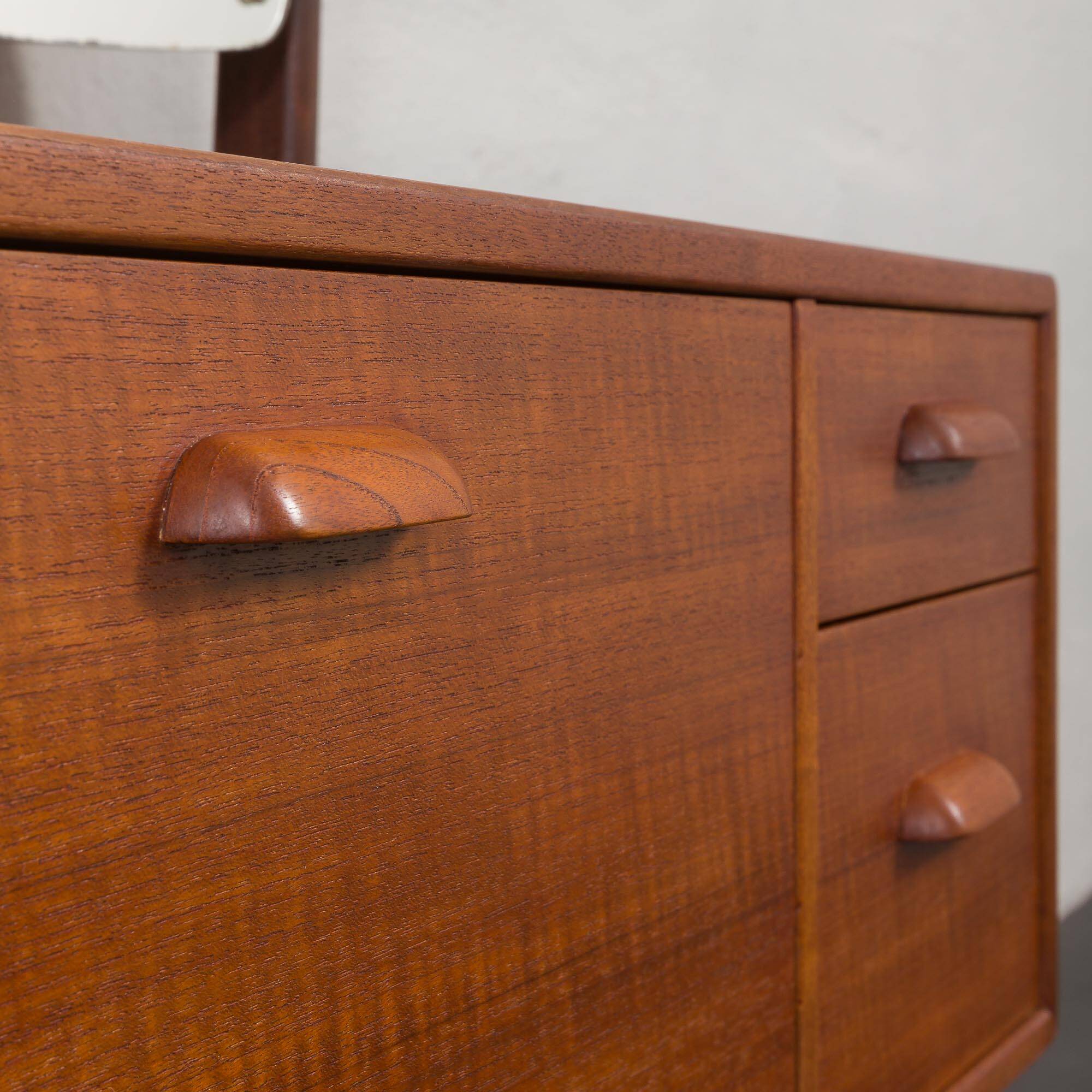 Mid-century Danish Teak Dressing Table from Ølholm Møbelfabrik,1960s