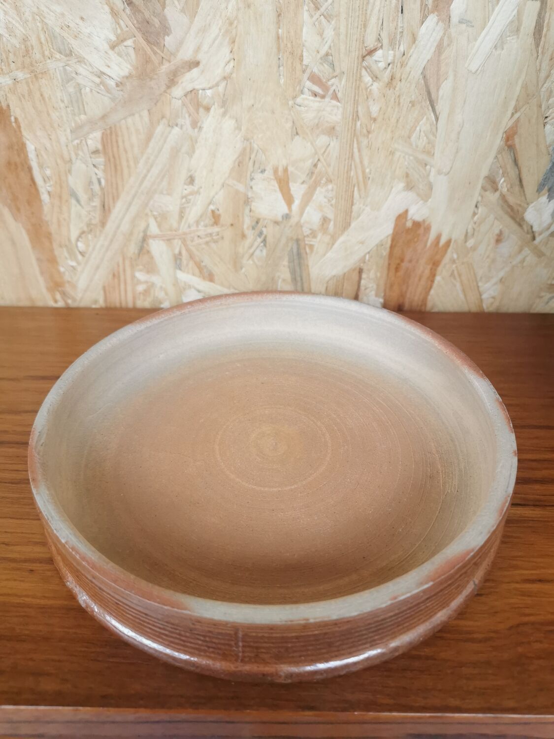 Glazed stoneware pot