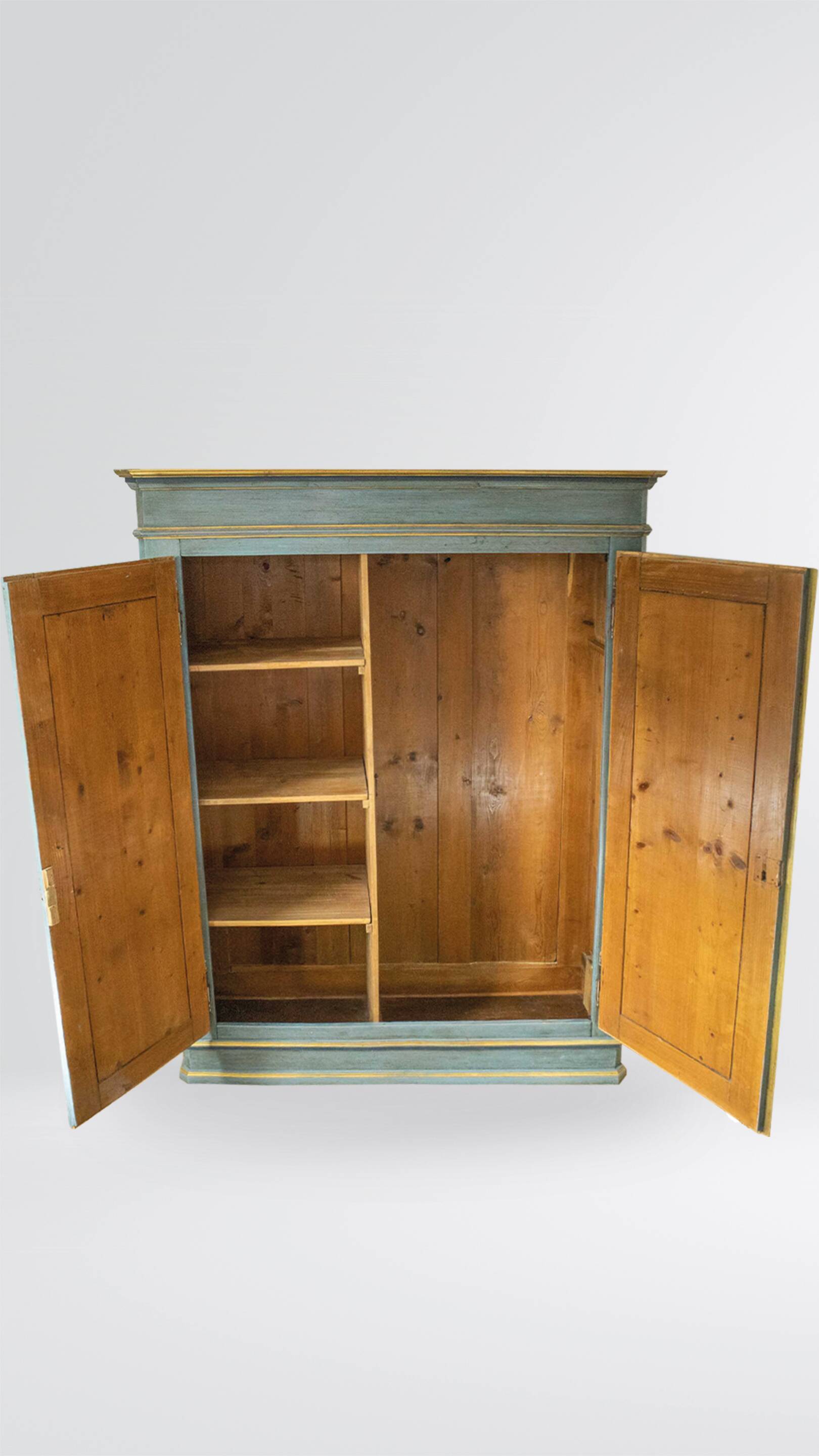 Armoire