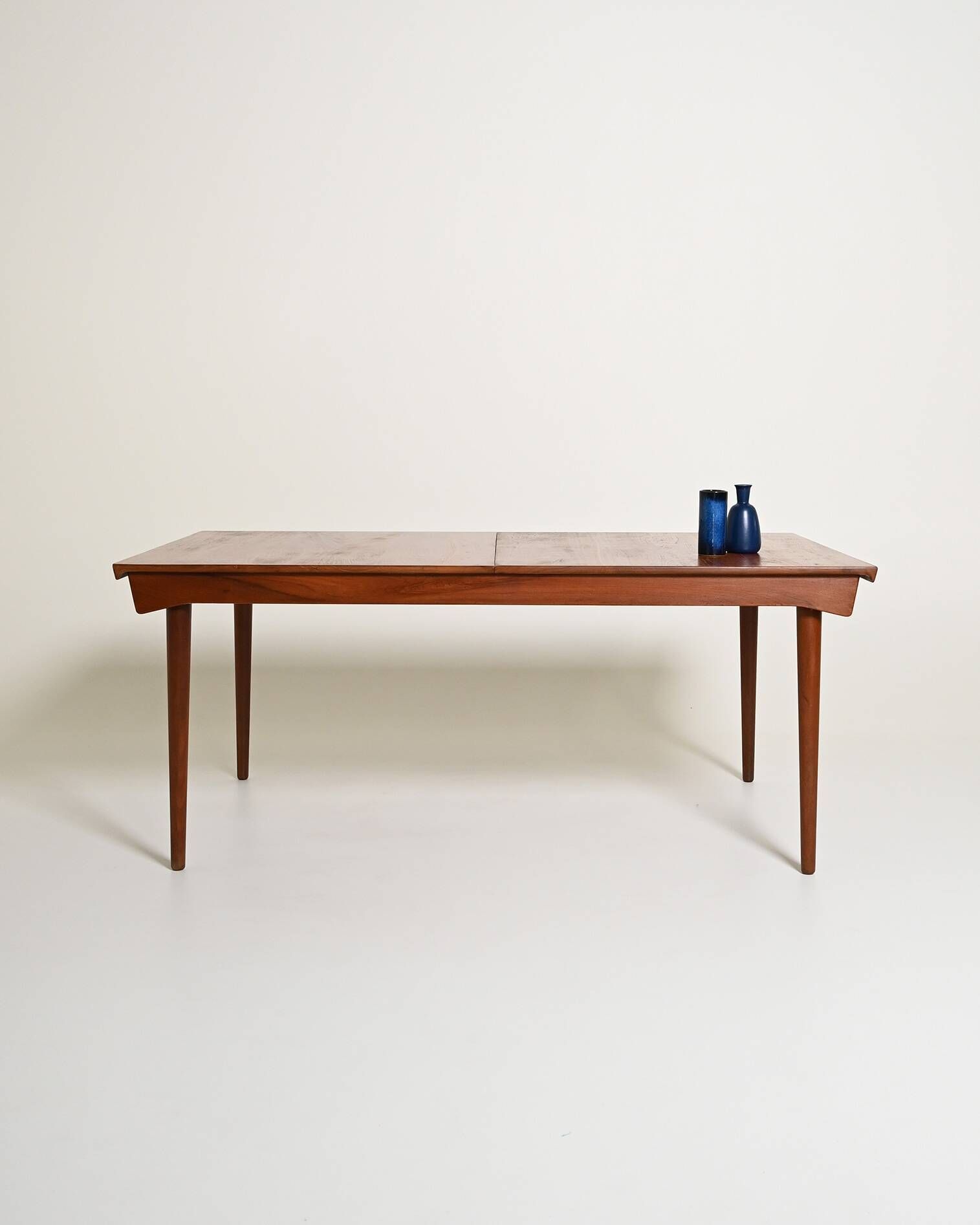 France & Søn extending dining table by Finn Juhl, 1960s