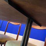 Italian oval dining table from the 60s