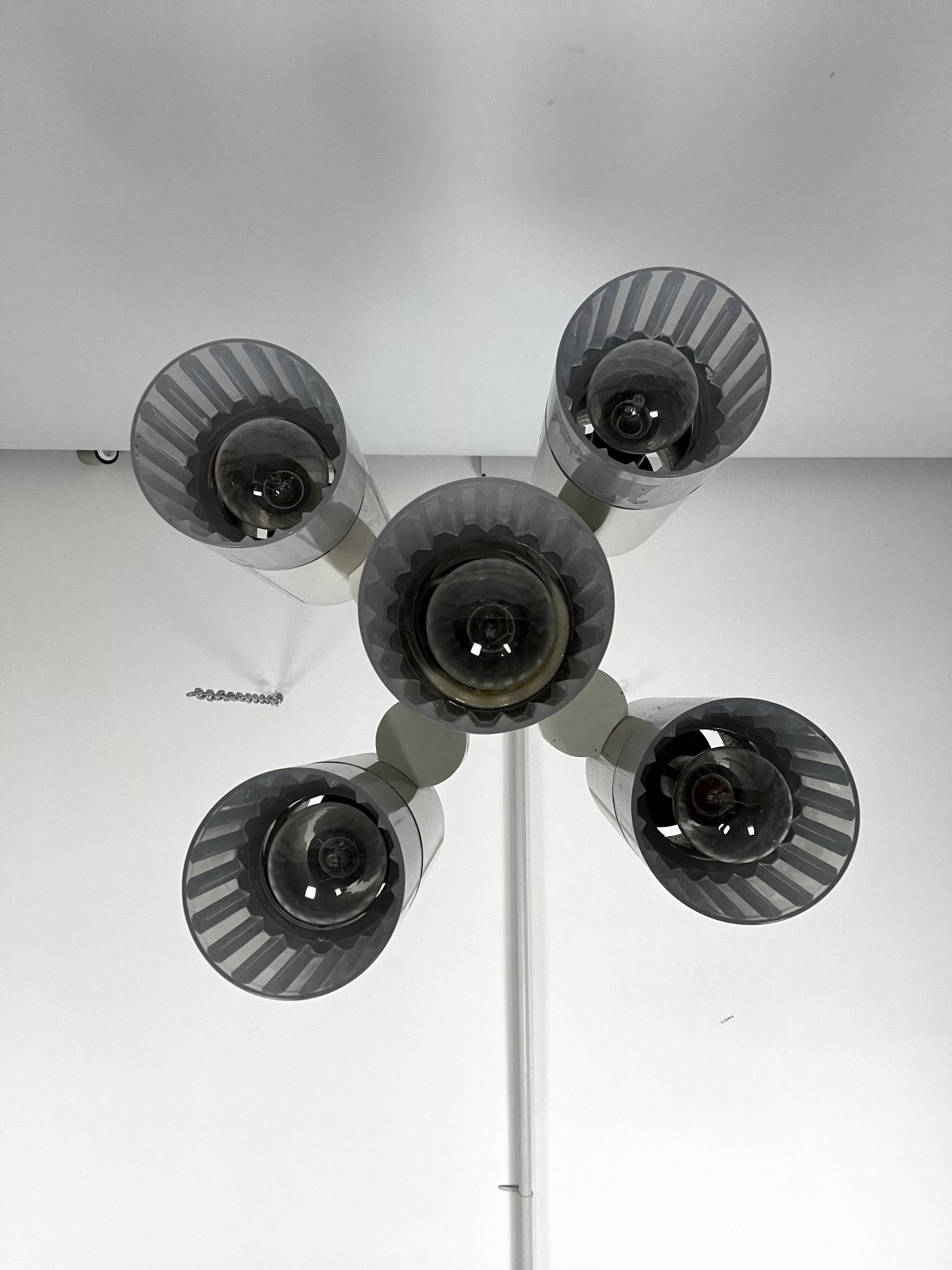 Sciolari geometric chrome and plexiglass 5 lights chandelier. Italy 1970s