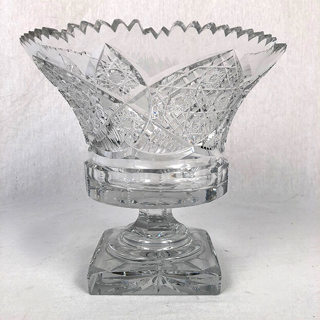 Cut on foot in cut crystal