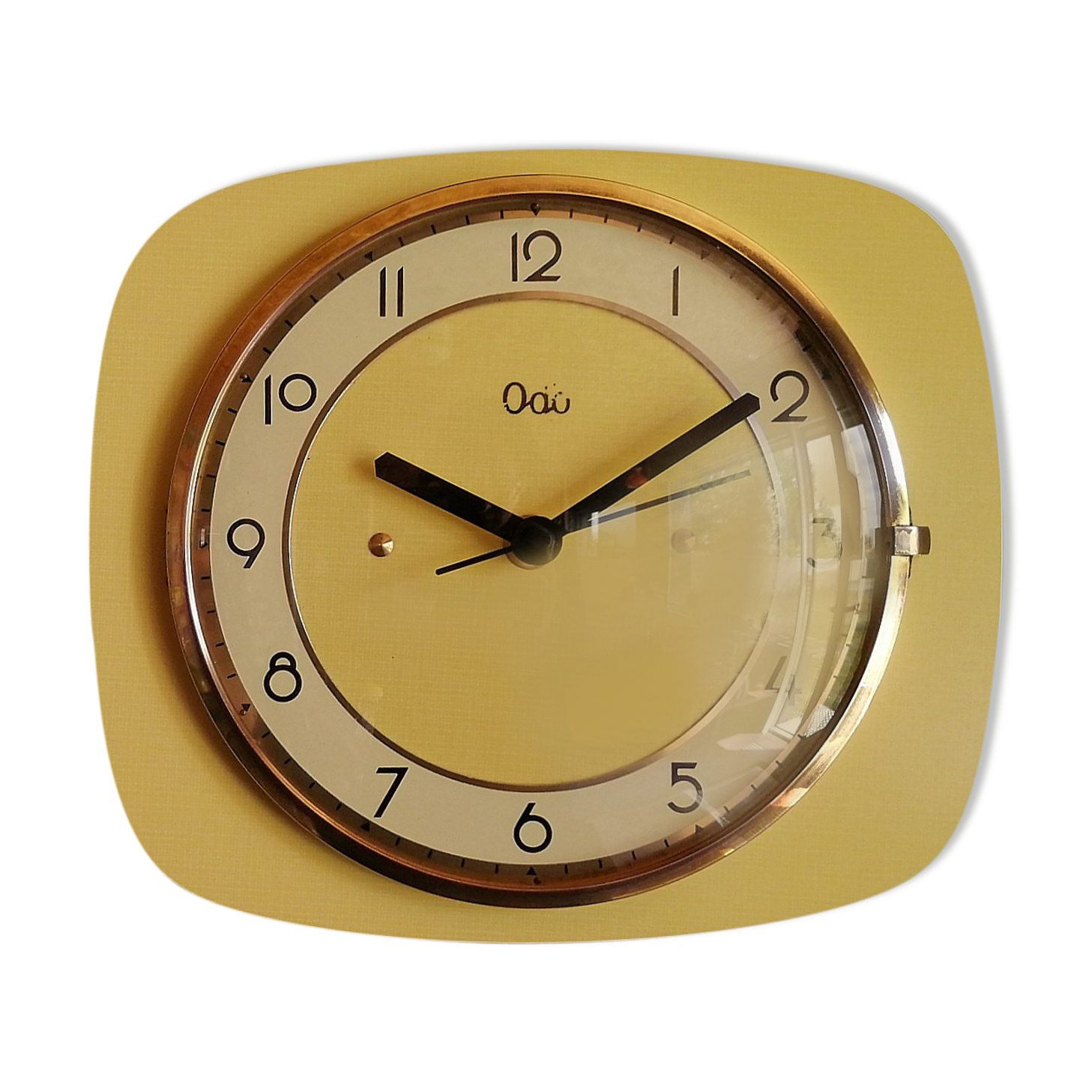 Clock formica vintage silent wall pendulum "Yellow Odo"