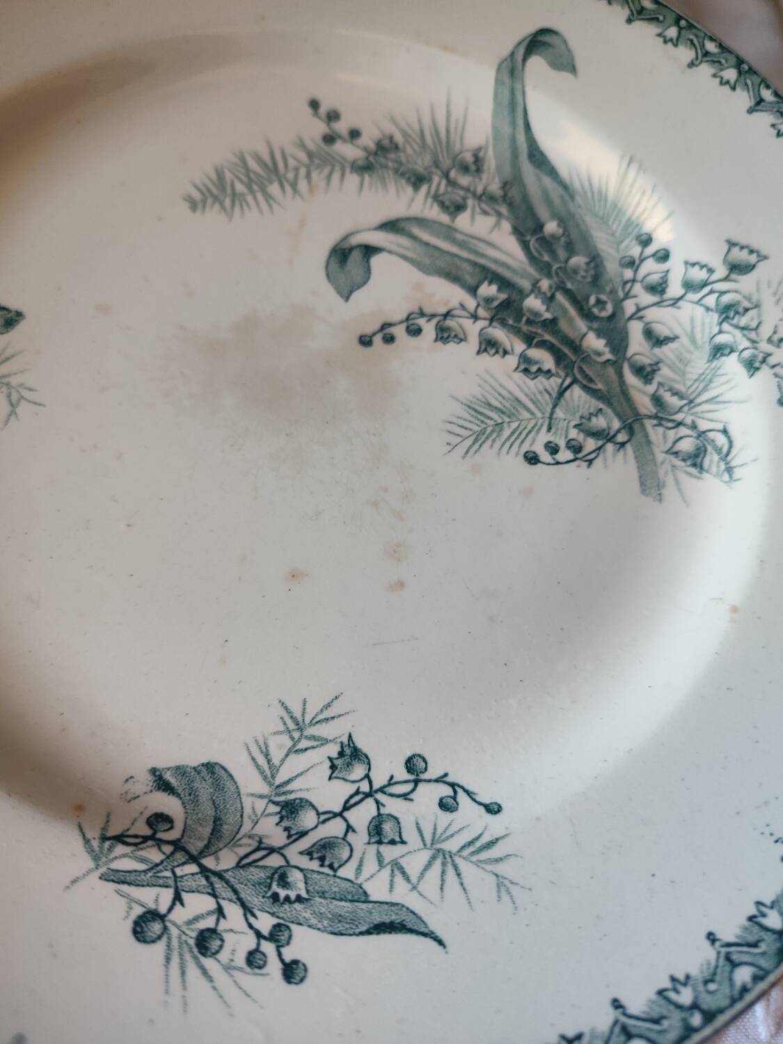 Ste Amandinoise iron earth compote bowl, Muguet model