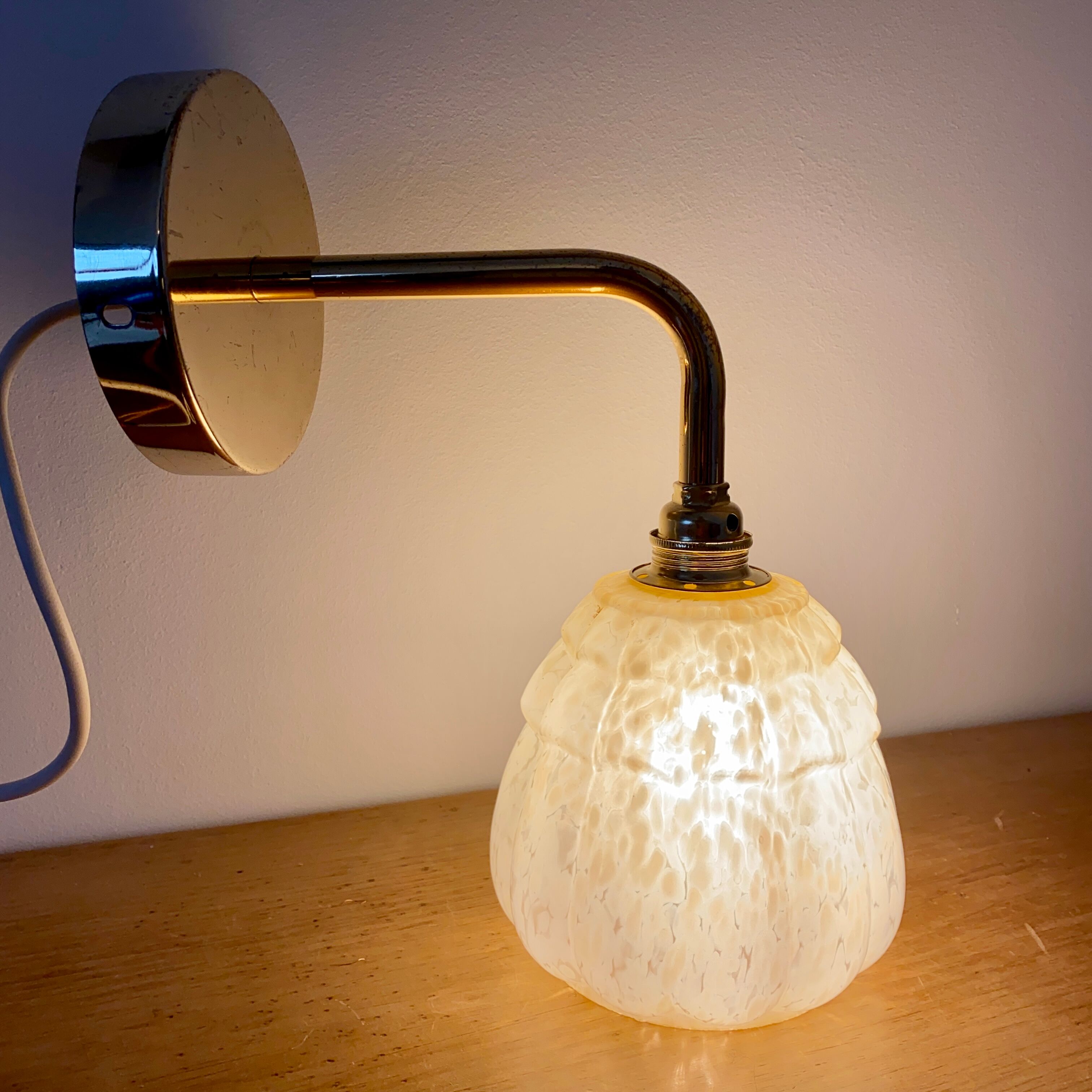 Vintage tulip wall lamp in yellow Clichy glass