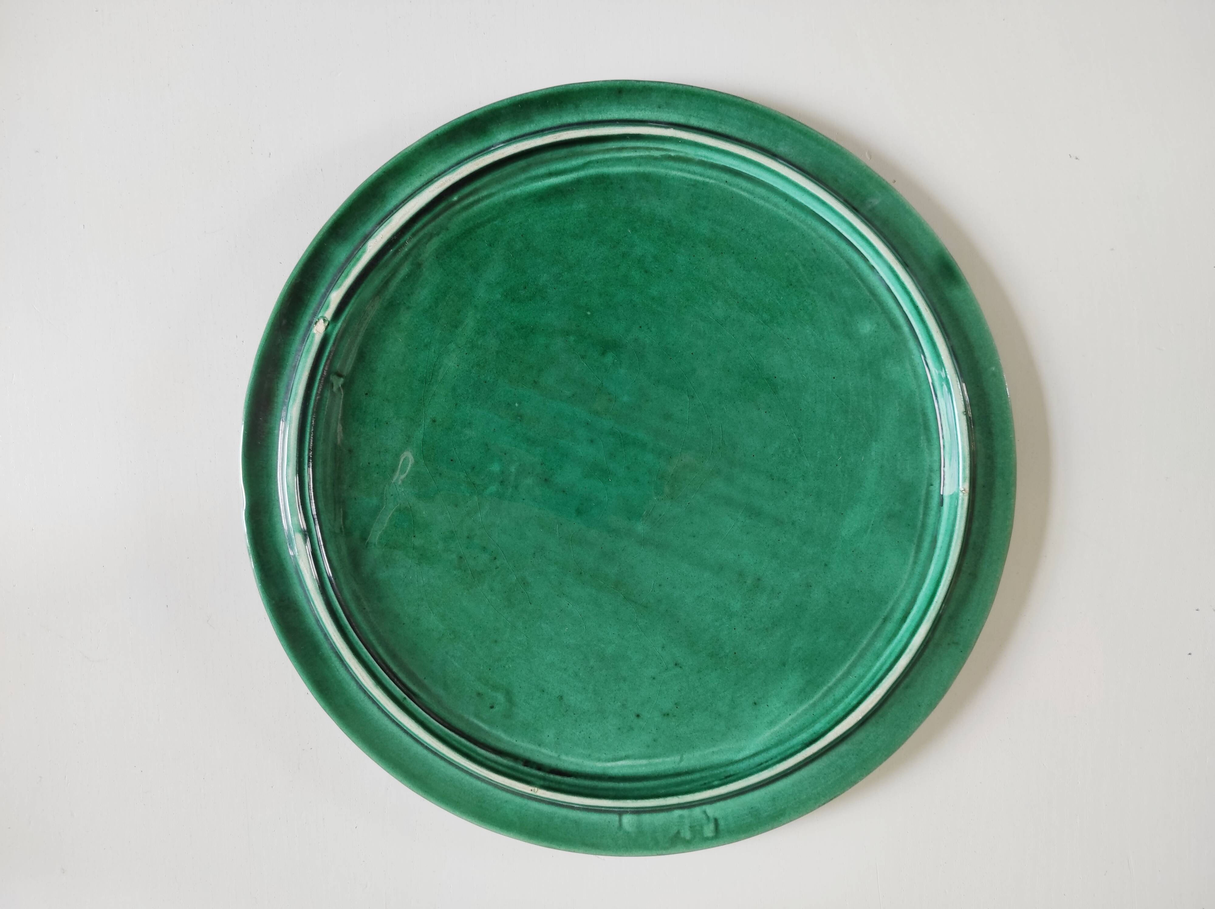 Green ceramic straw effect trivet