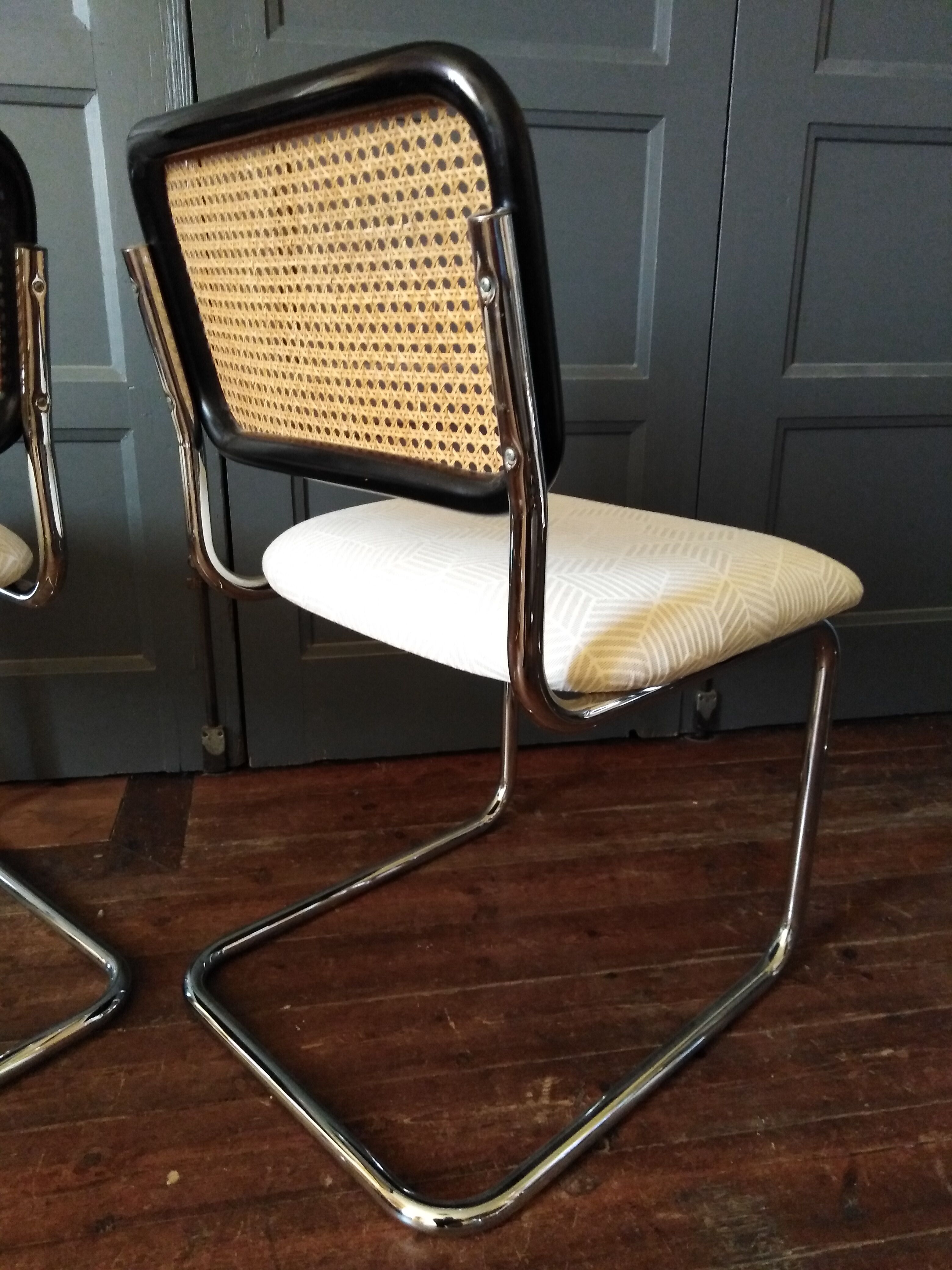 2 chairs cesca Marcel Breuer 1970