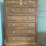 Aerogummed chest of drawers