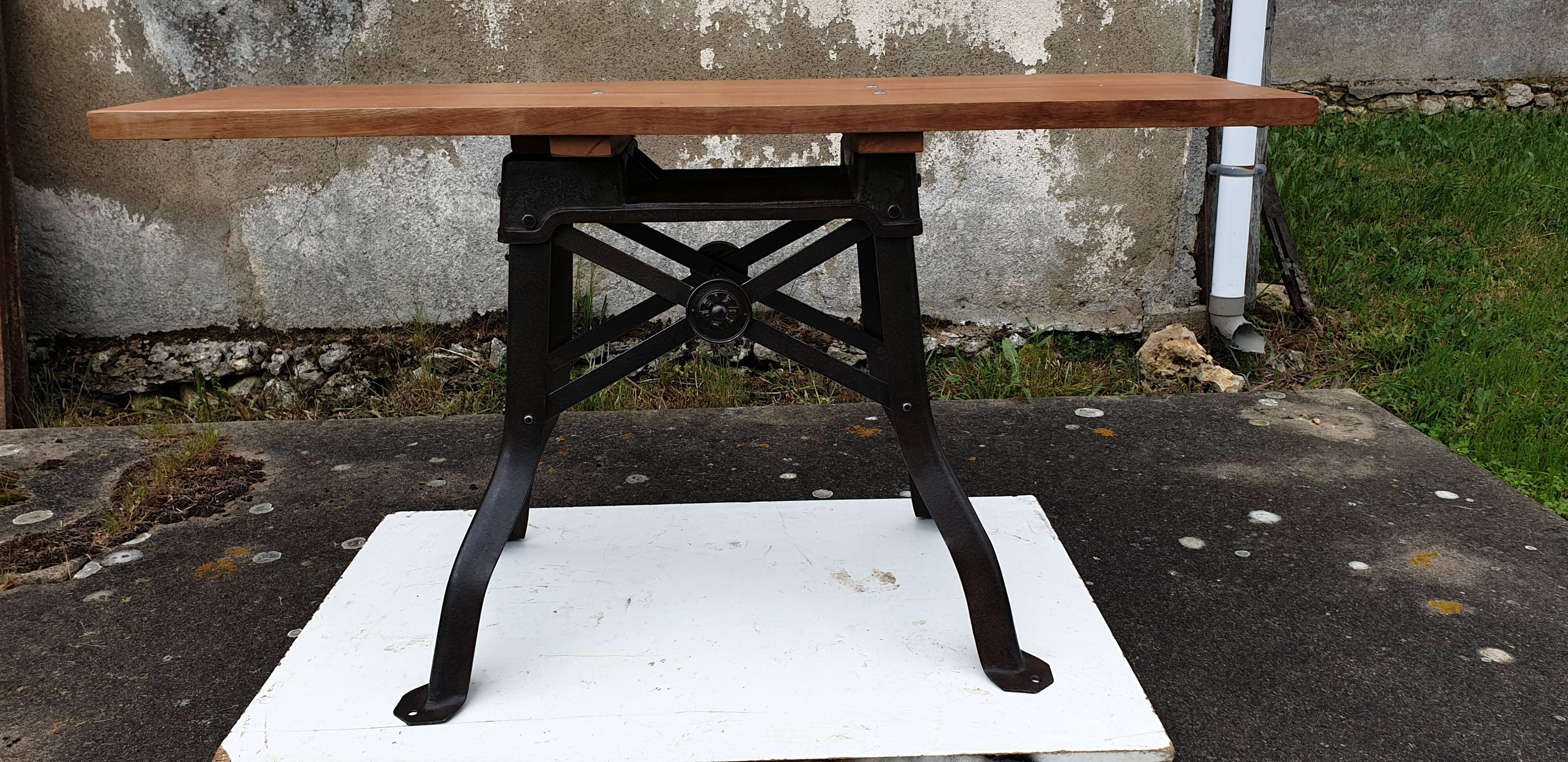Table or console industrial machine foot 1900s