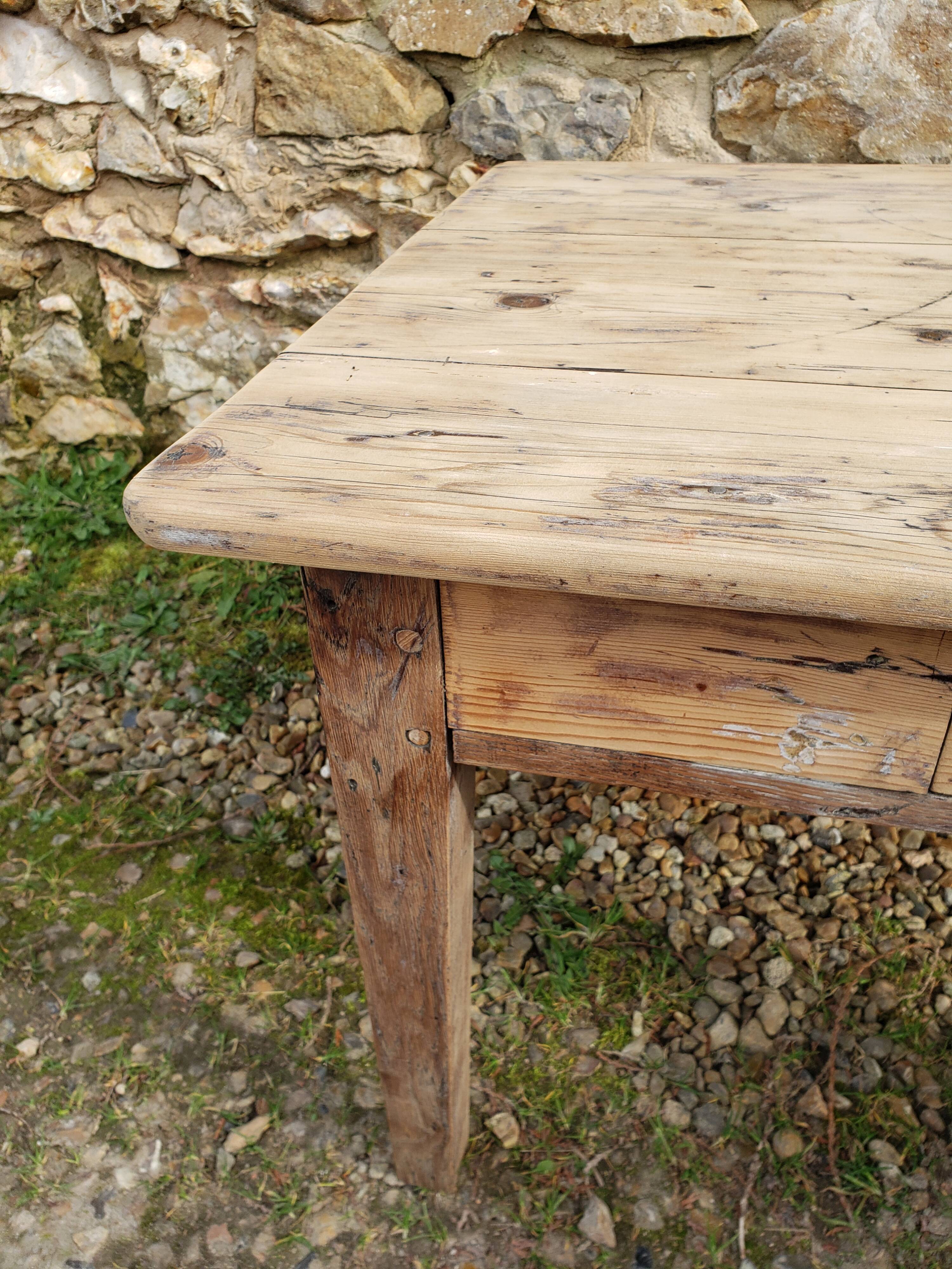 Coffee table farmhouse table " rairies "