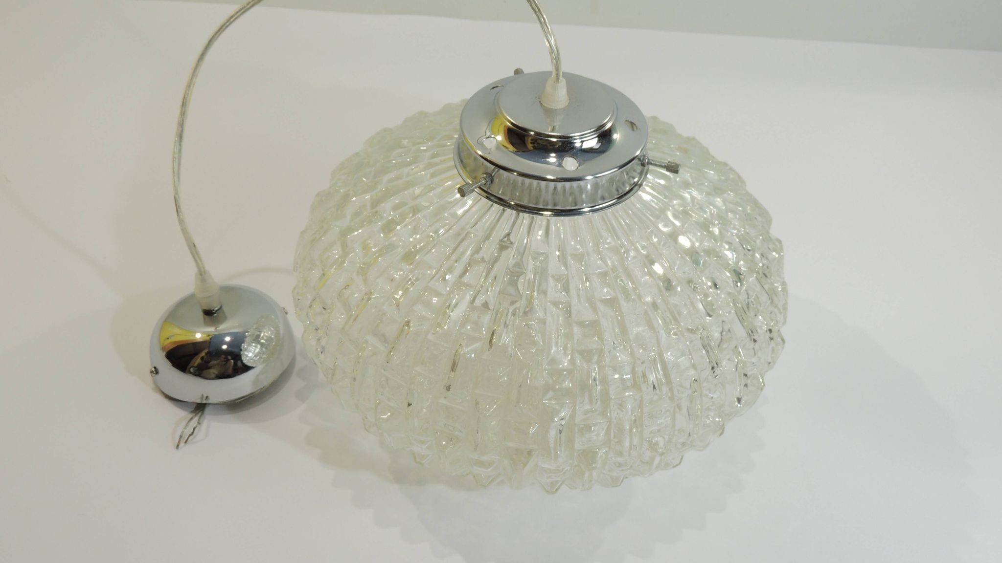 1970s vintage cut glass suspension – retro design ball lamp – L