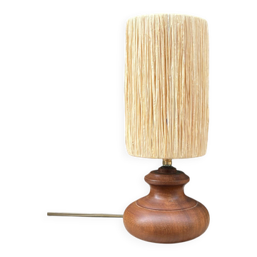 Lampe brutaliste vintage pied en bois et abat-jour cylindrique en raphia