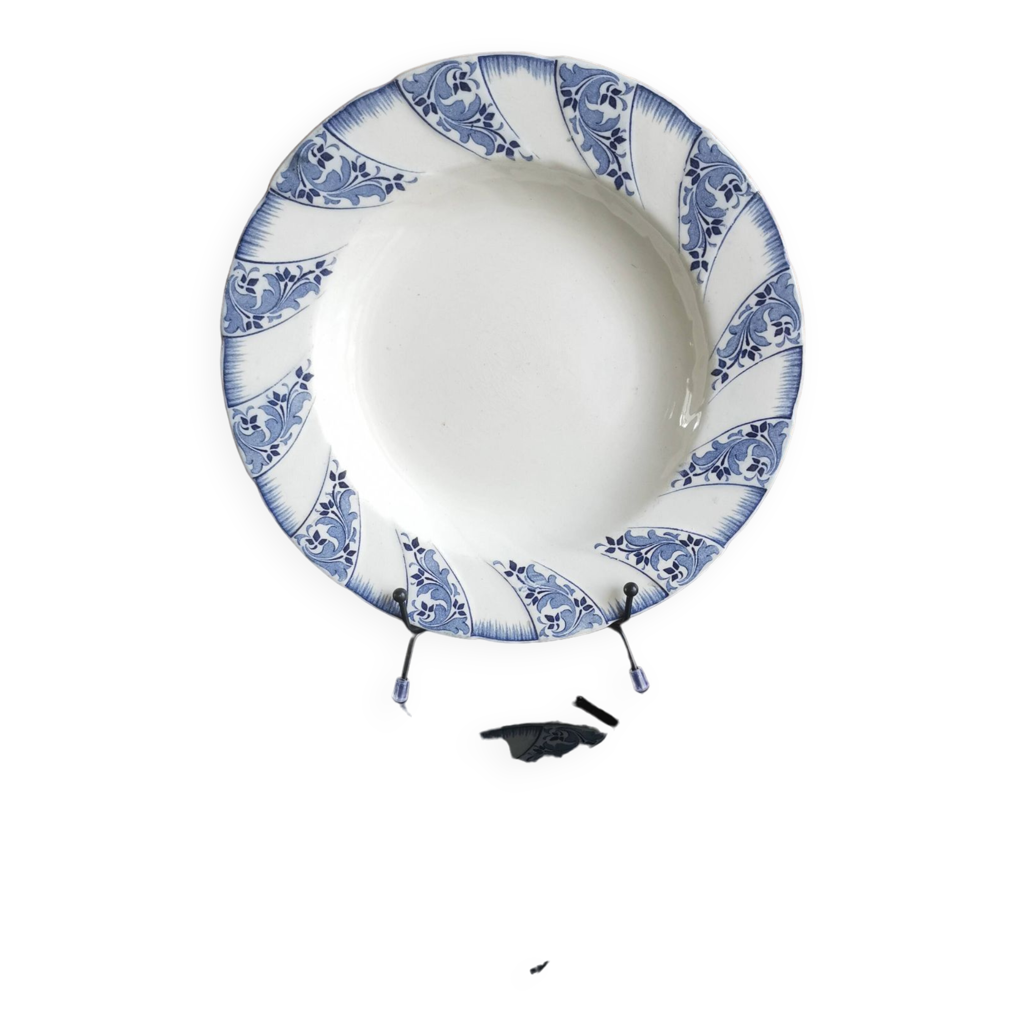 Old Vermont and Blanchet iron earthenware dish