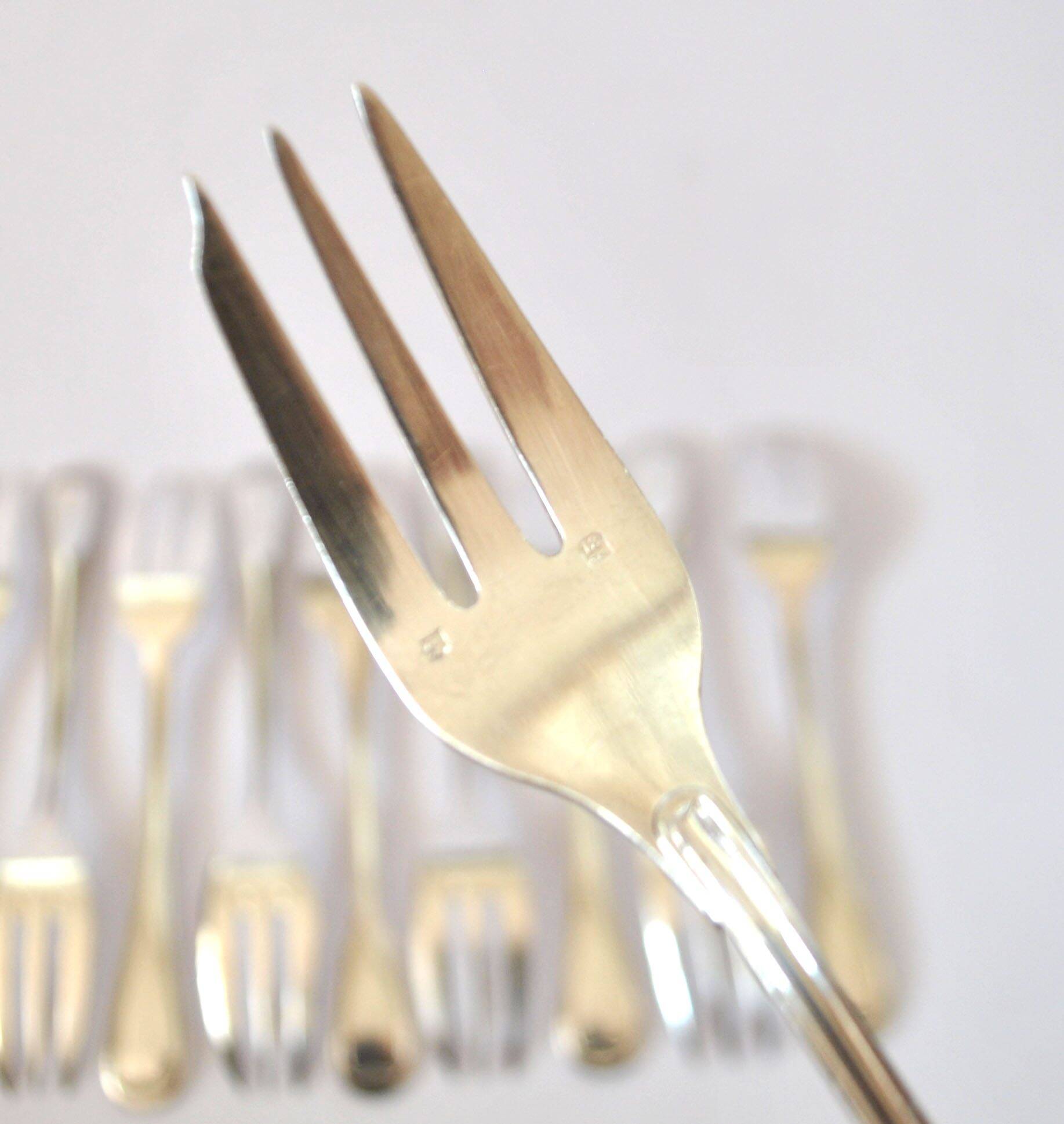 ST MEDARD set of 12 dessert forks with an antique style fillet Chinon 14.5 cm