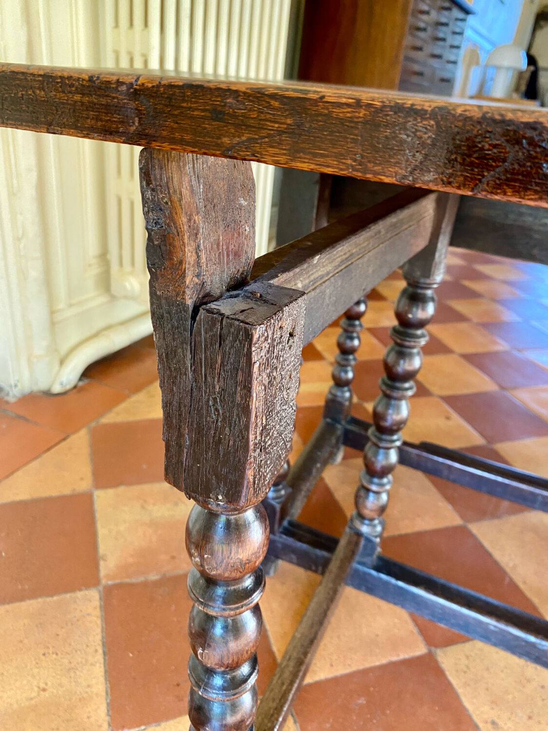 Louis XIII period table