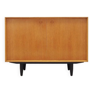 Buffet en frêne, design