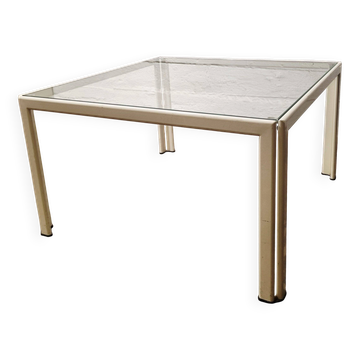 Small white lacquered metal coffee table with glass top, 1970s