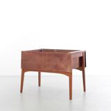Scandinavian gardener in beech and copper