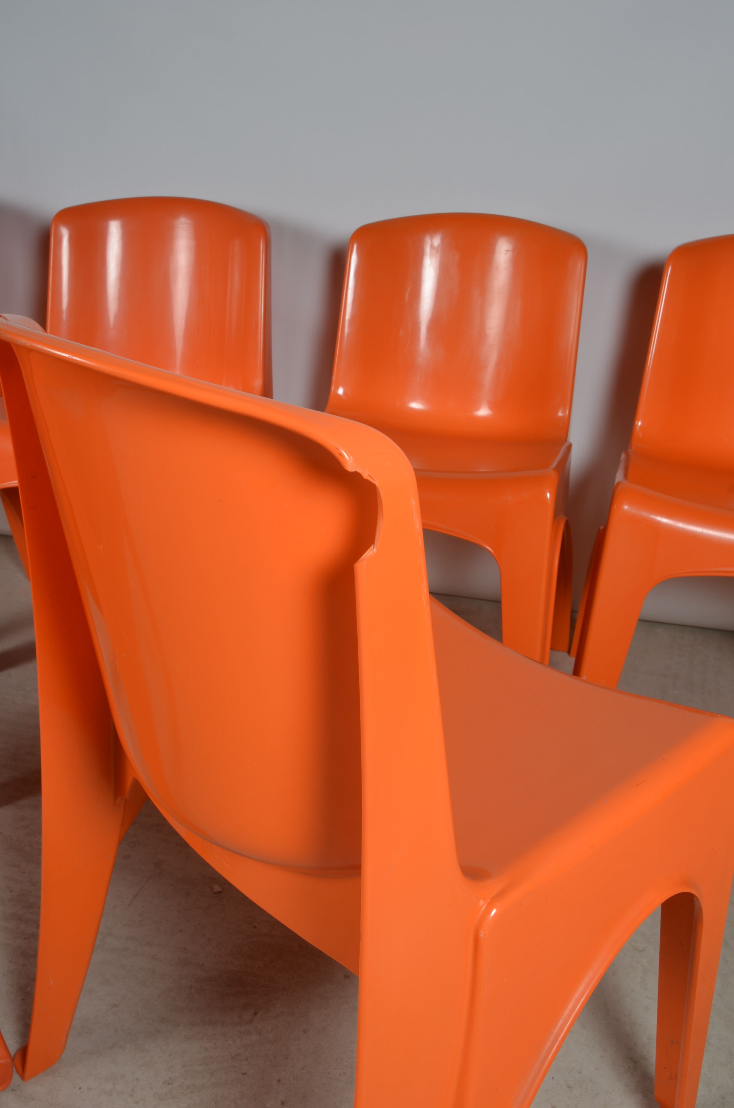 Gilac chairs