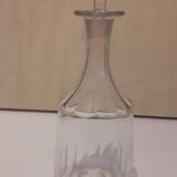 Art Deco carafon with hand-engraved glass liquor with cap