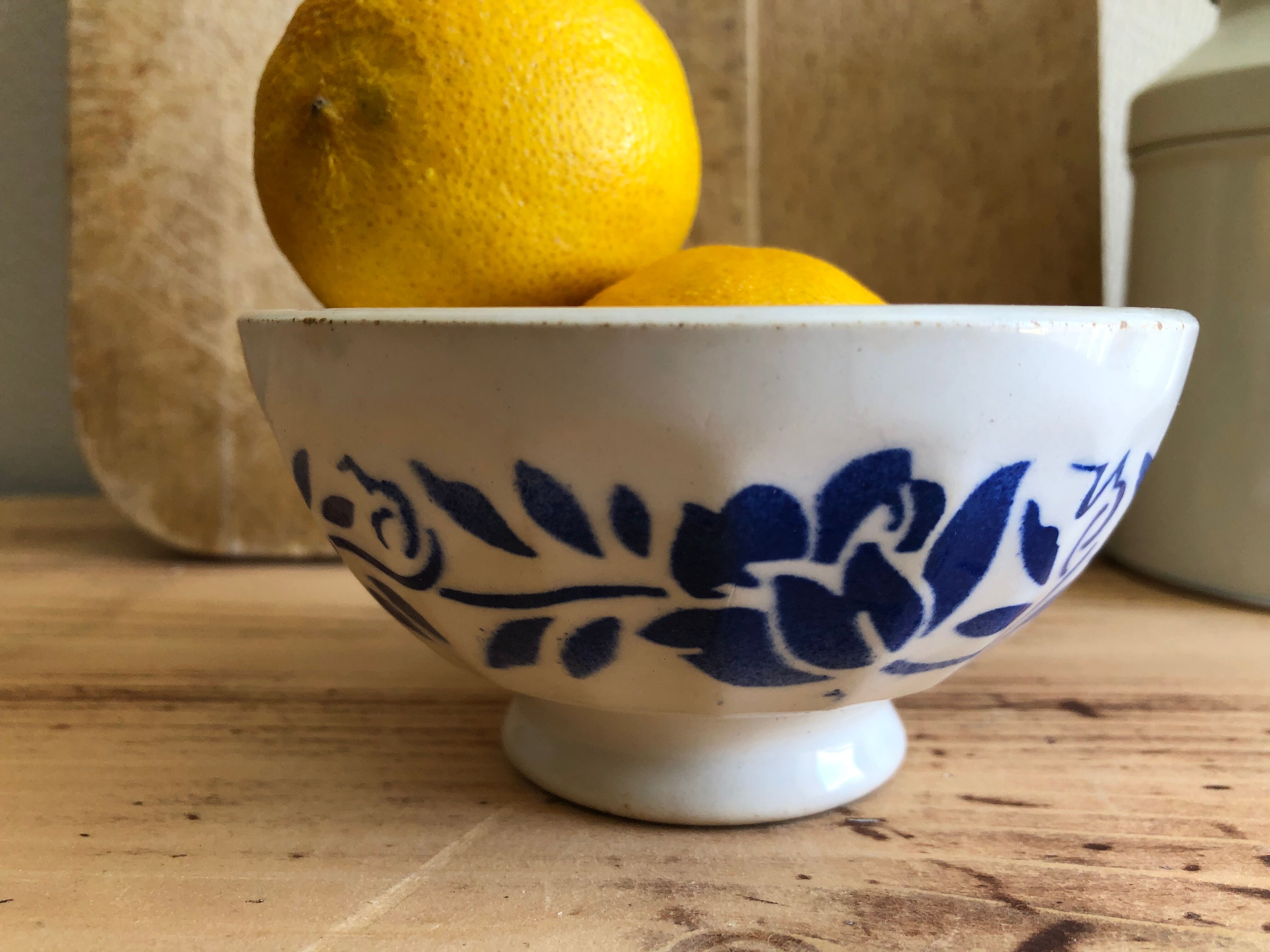 Ancient bowl Digoin blue flowers