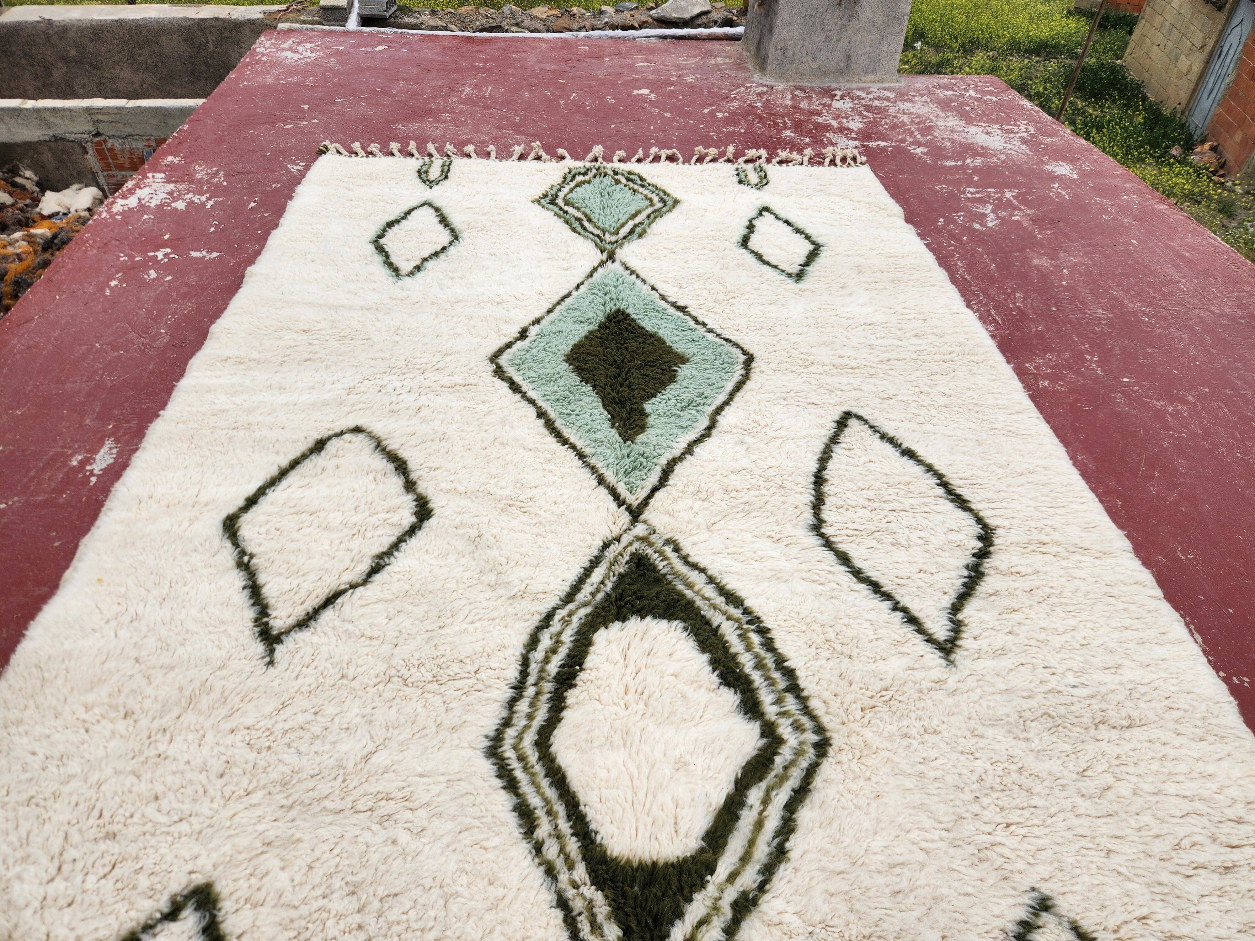 Authentic Beni Ouarain Rug 300x202 cm – Unbleached Wool