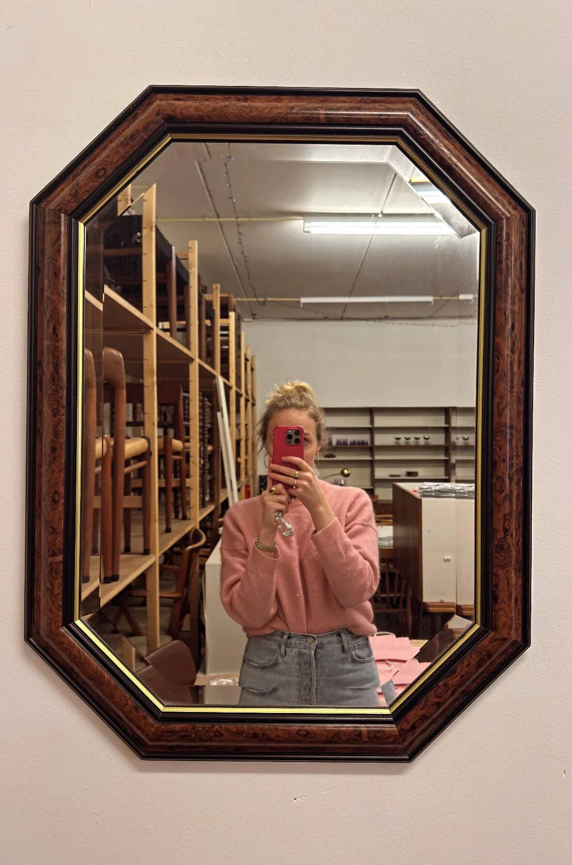 Miroir vintage hexagonal avec cadre en ronce de bois