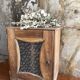 Armoirette murale en bois brut