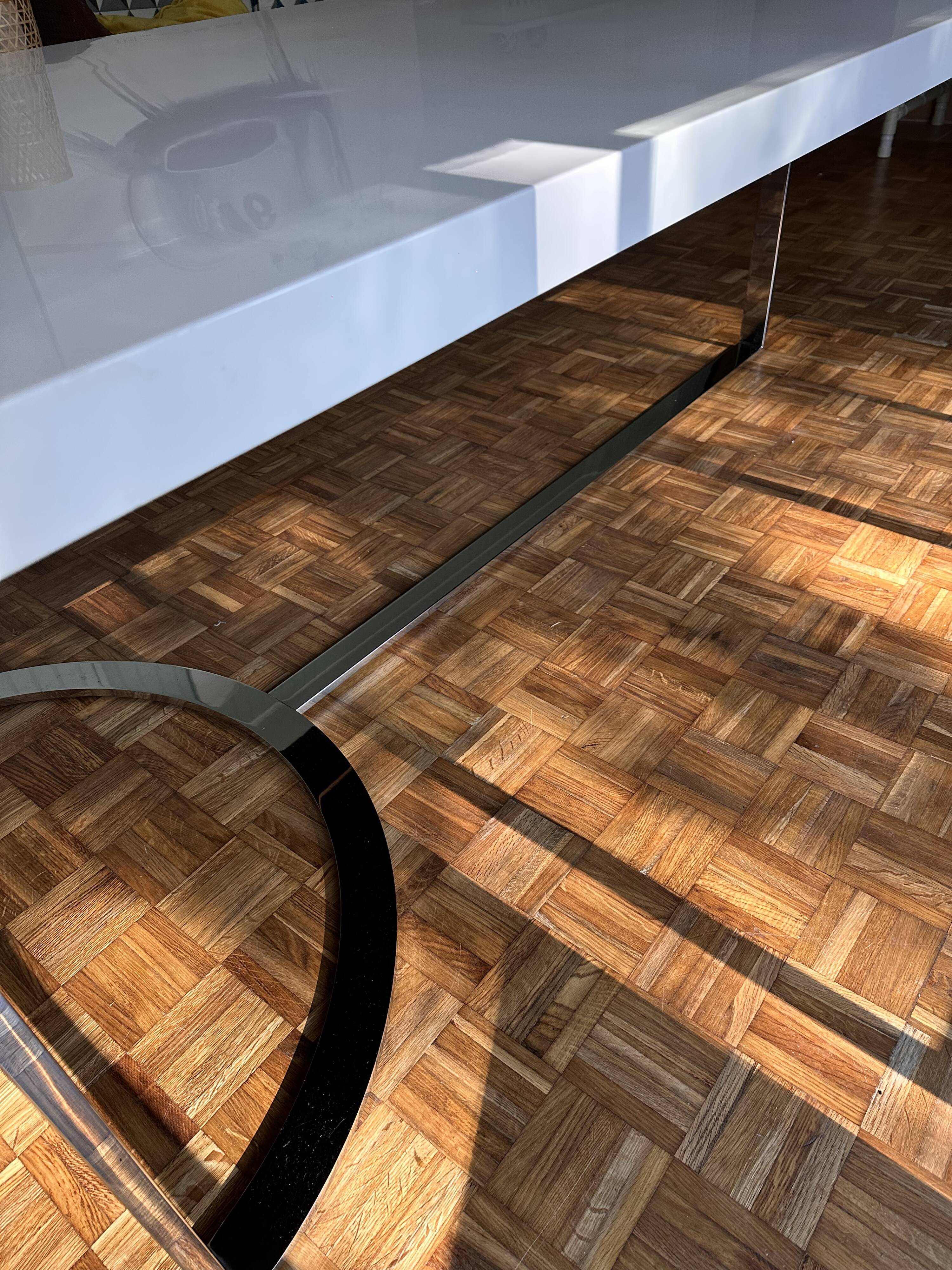 Roche Bobois Diapason Table