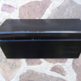 Metal thong wall shelf