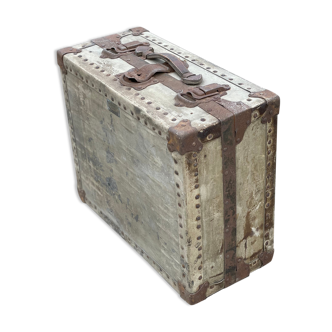 Former 1930 travel trunk neverbreak box riveted